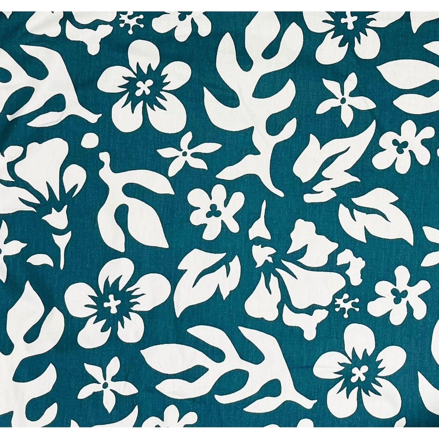 "Vay Cay" (Green) 100% COTTON Mens Board Shorts w/ Dual Cargo Pockets. 17.5" Outseam / 5" Inseam - Board Shorts World